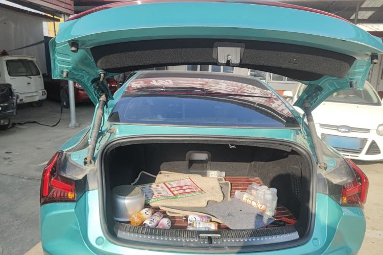 Used NETA S 2022 Extended-Range Version 1160 km Range Rear-Wheel Drive Mid-Grade
