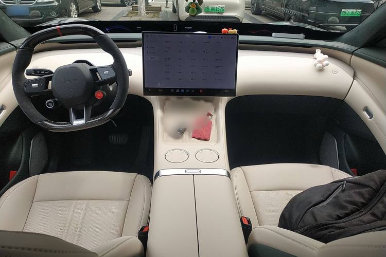 Used Xiaomi Auto YU7 2025 Ultra-Long Range High-Performance All-Wheel-Drive Max Edition