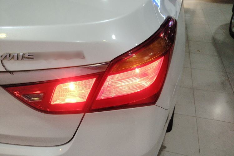 Used Hyundai Mistra 2016 1.8L Automatic Smart GLS Right Rear Taillight