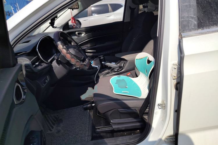 Used Baojun RM-5 2019 1.5L Manual Elite Edition with 24-hour Online Service 5 Seats