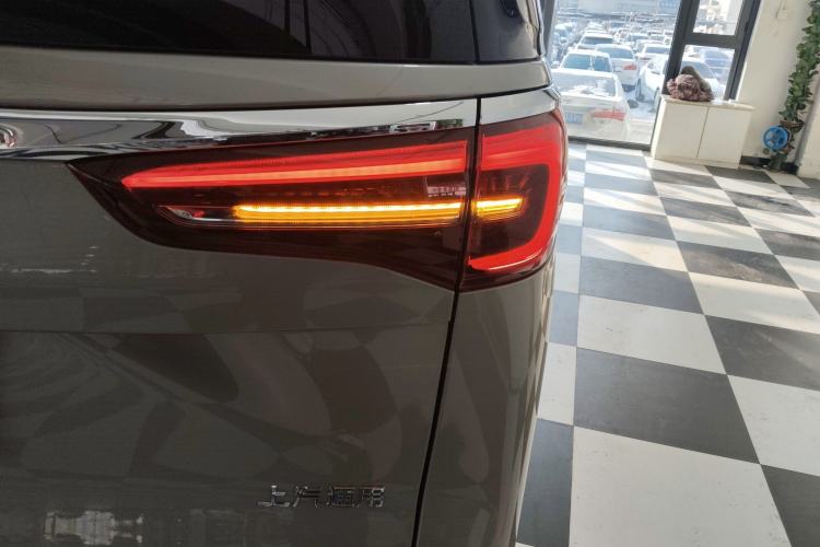 Used Buick GL8 2022 ES Landtrek 653T Luxury Edition
