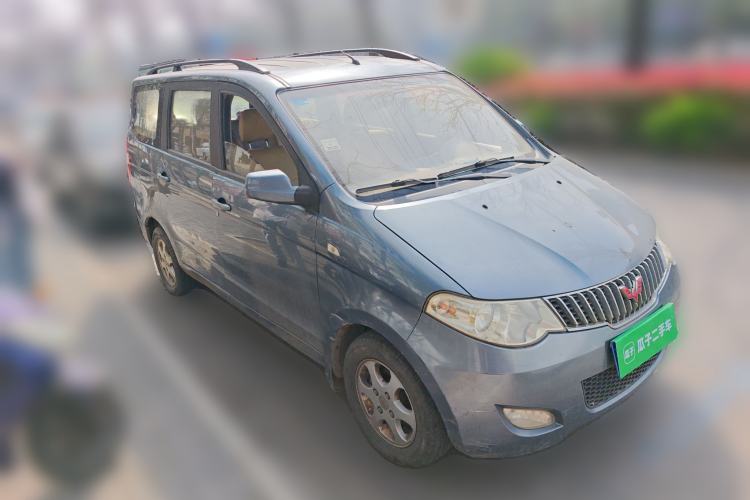 Used Wuling Hongguang 2014 1.2L Standard Model China IV Front Right 45 Deg