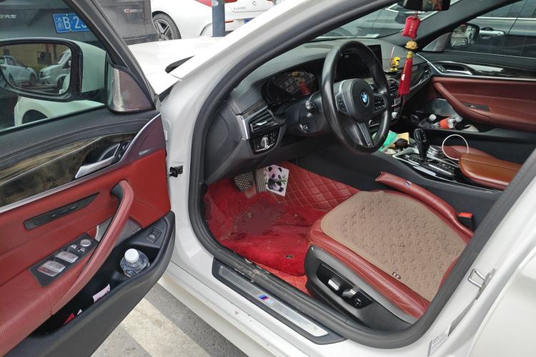 Used BMW 5 Series 2020 530Li Leading Model M Sport Package Driver Seat