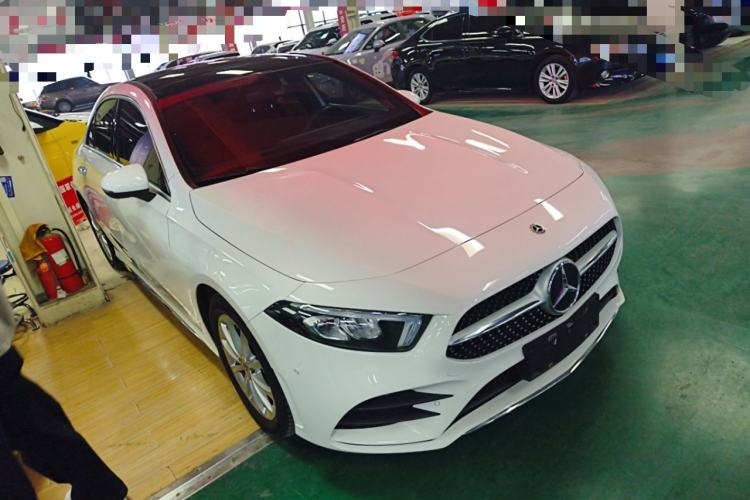 Used Mercedes-Benz A-Class 2021 A 200 L Sport Sedan Fashion Model
