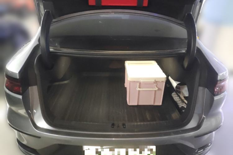 Used BYD Han 2024 EV Glory Edition 506KM Front-Wheel-Drive Premium Model