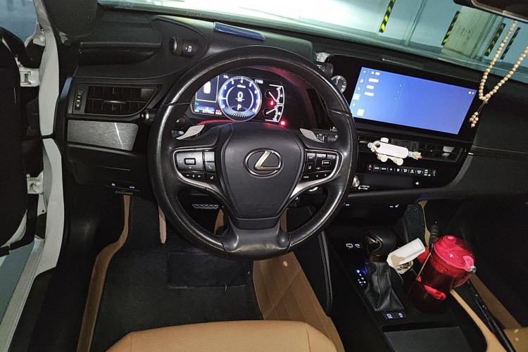 Used Lexus ES 2022 200 Excellence Edition
