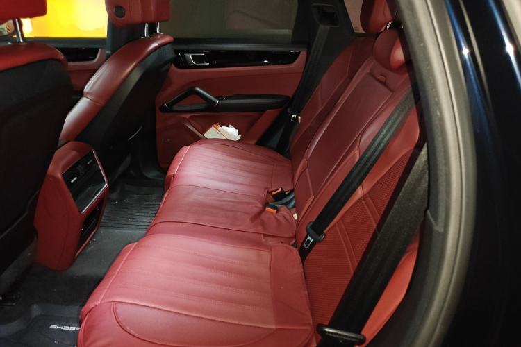 Used Porsche Cayenne 2019 Cayenne 3.0T Left Rear Seat