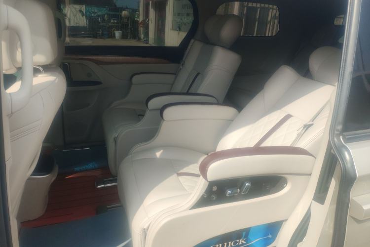 Used Buick GL8 2018 ES 28T Comfort Model China VI Standard