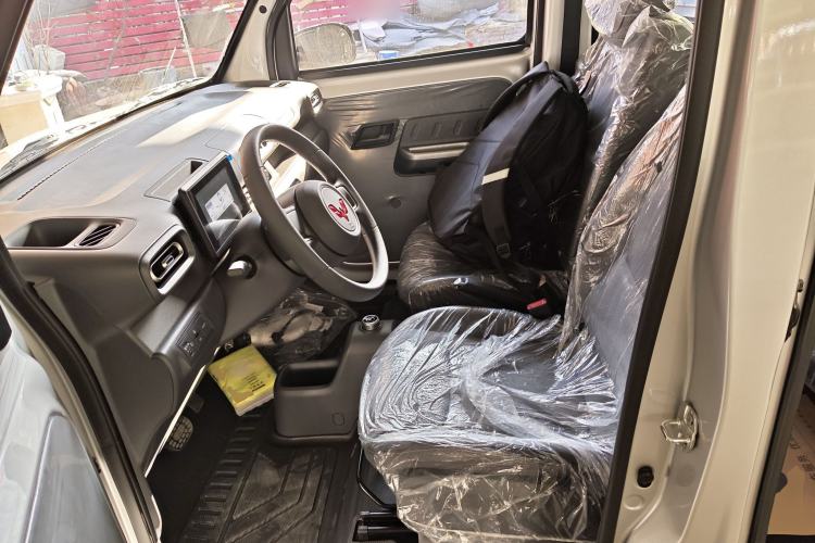 Used Wuling Zhiguang New Energy 2025 Standard Model