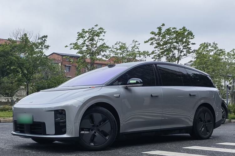 Used Li Auto i8 2025 Model Standard Version
