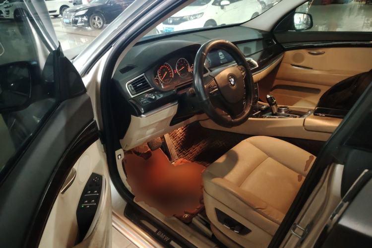 Used BMW 5 Series GT 2013 535i Elegant Edition
