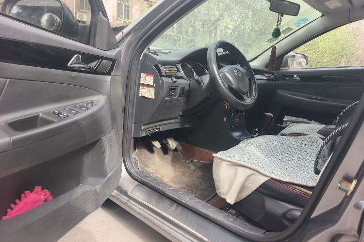 Used Dongfeng Aeolus S30 2013 1.6L Manual Dual-Fuel CNG Model