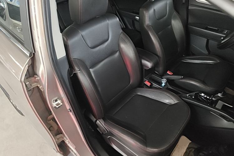 Used JAC Group Refine S3 2016 1.5L CVT Luxury Smart Version Right Front Seat