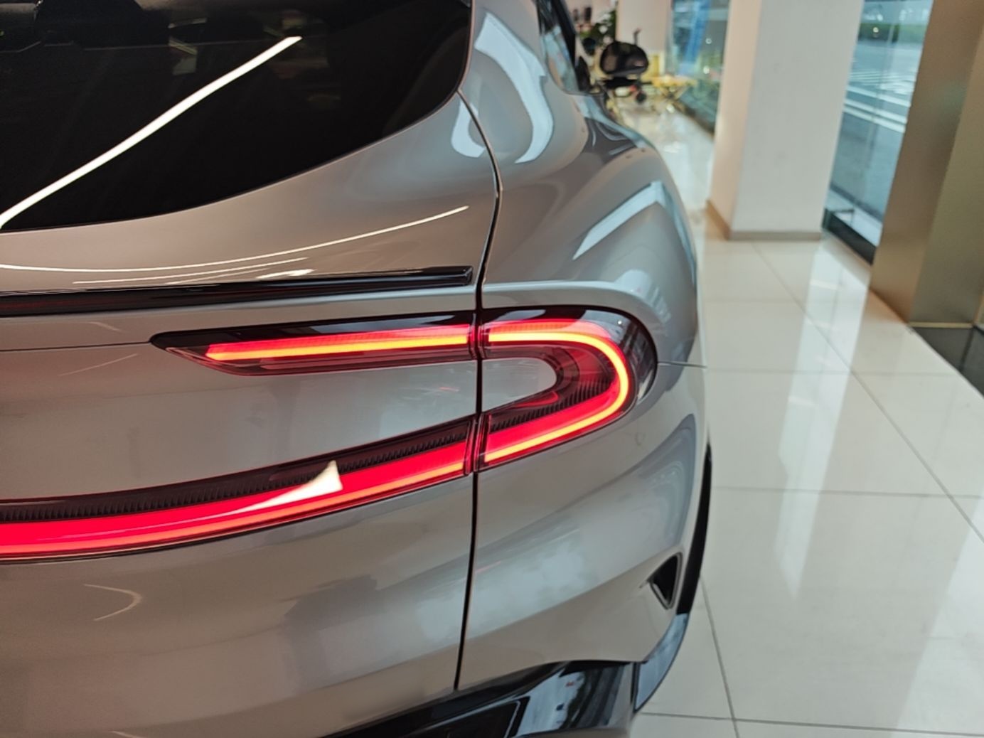 Xiaomi Auto YU7 2025 Ultra-Long Range Rear-Wheel Drive Version — снимка 9