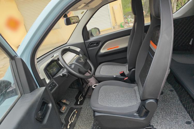 Used Wuling Hongguang MINIEV 2020 Freedom Version Lithium Iron Phosphate Left Front Seat