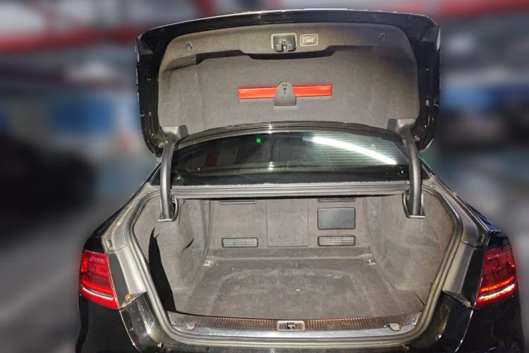 Used Audi A8 2013 A8L 45 TFSI quattro Luxury Model
