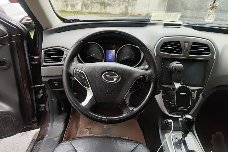 Used GAC Trumpchi GS5 2014 2.0L Automatic Two-Wheel Drive Anniversary Value Edition Steering Wheel