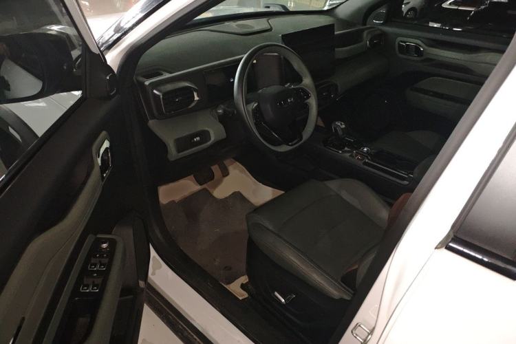 Used Geely Auto Cowboy 2025 1.5TD Trendy Play Edition Driver Seat