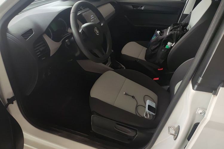 Used Skoda Fabia 2017 1.4L Automatic Car Enjoy Edition
