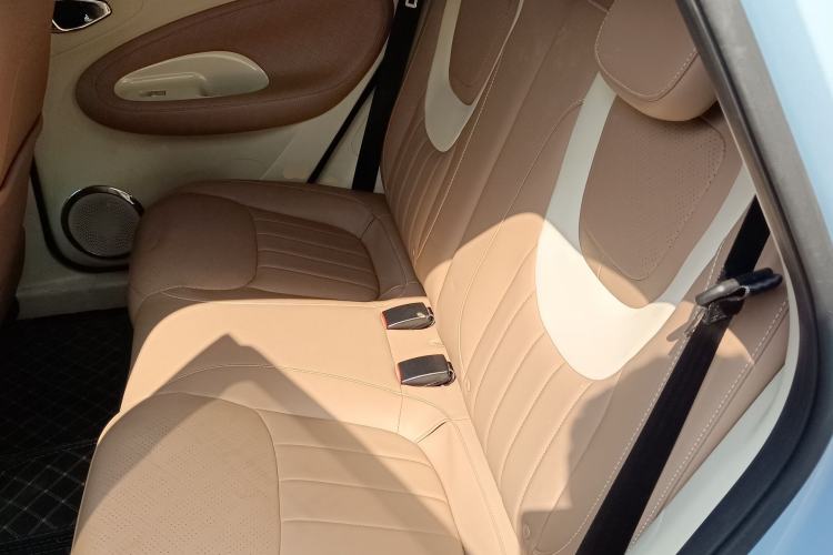 Used Wuling Bingo 2025 410 km Lingxi Deluxe Edition Left Rear Seat