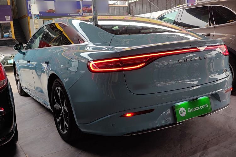 Used Hima Luxeed S7 2025 705 km Max Exterior 2