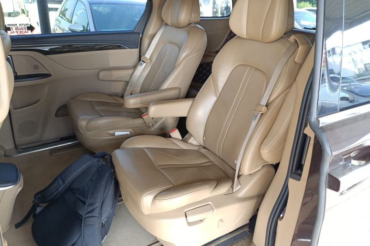 Used Buick GL8 2017 ES 28T Premium Version China V Standard