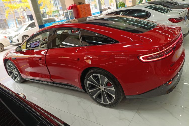 Used Hima Luxeed S7 2025 785 km Ultra