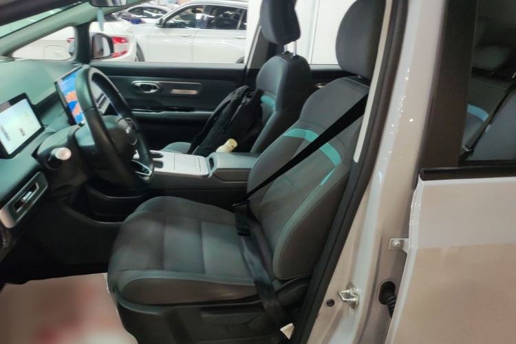 Used AION Y 2023 Younger Left Front Seat