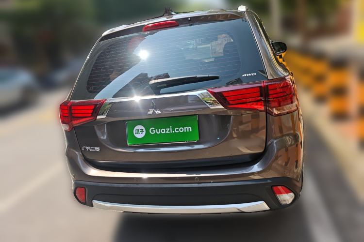 Used Mitsubishi Outlander 2018 2.4L 4x4 Elite Edition 5 Seats
