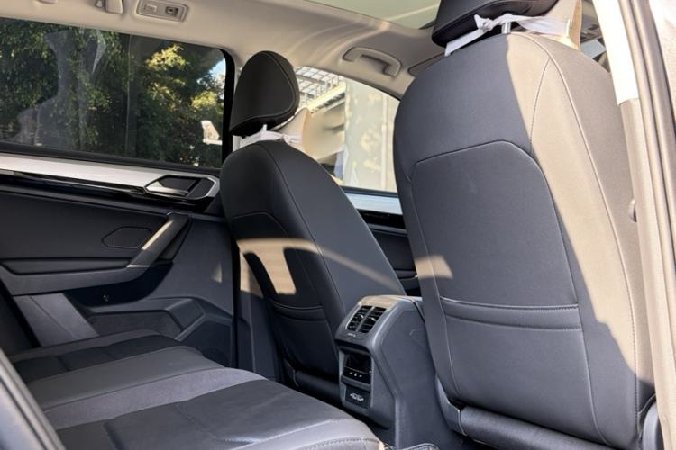 Used Volkswagen Tayron 2022 280TSI Two-Wheel Drive Luxury Smart Connectivity Version
