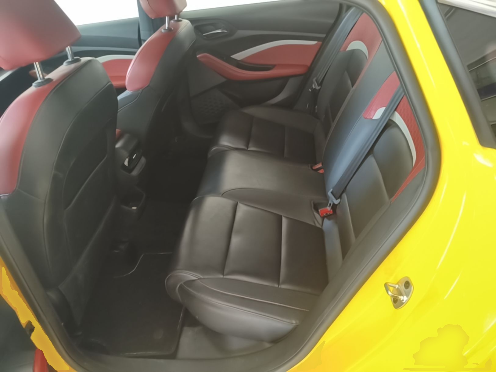 MG 5 2022 300TGI DCT Chao Yue Luxury Edition — снимка 20