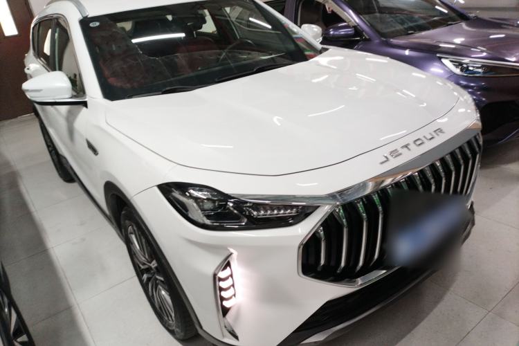 Used JETOUR X70 PLUS 2023 1.5T DCT Brave PLUS 5-Seater
