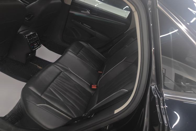 Used Volkswagen Passat 2022 330TSI Starry Luxury Edition
