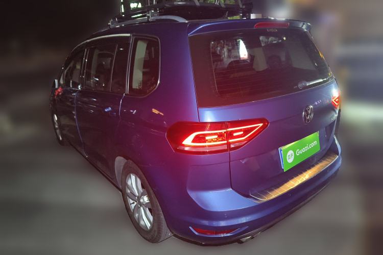 Used Volkswagen Touran 2016 Volkswagen Touran L 280TSI DSG Comfort Edition
