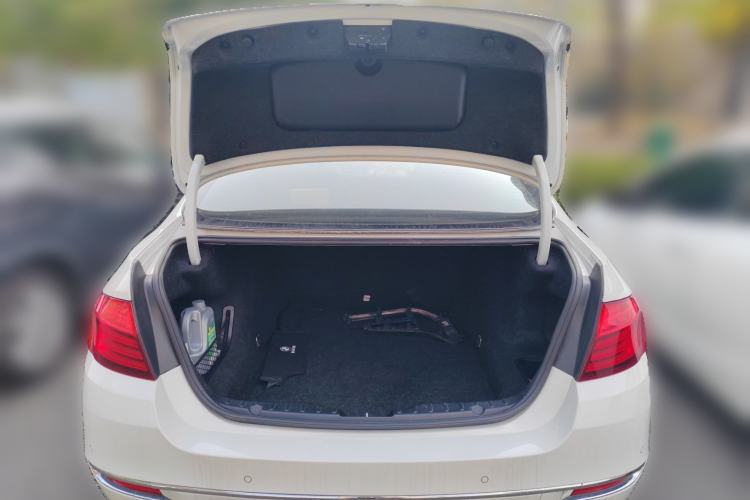 Used BMW 5 Series 2014 525Li Luxury Design Package