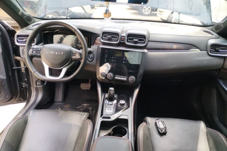 Used Lynk & Co 03 2019 1.5TD DCT Sport Edition China VI Standard Center Console