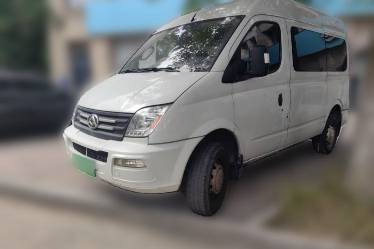 Used SAIC MAXUS Xintu V80 2021 2.0T Manual Classic Aoyuntong Short Wheelbase Mid-Roof 5/6-Seater