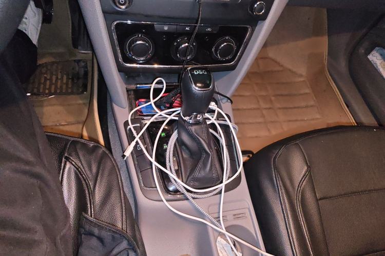 Used Skoda Superb 2013 1.4TSI DSG Sport Edition Gear Lever