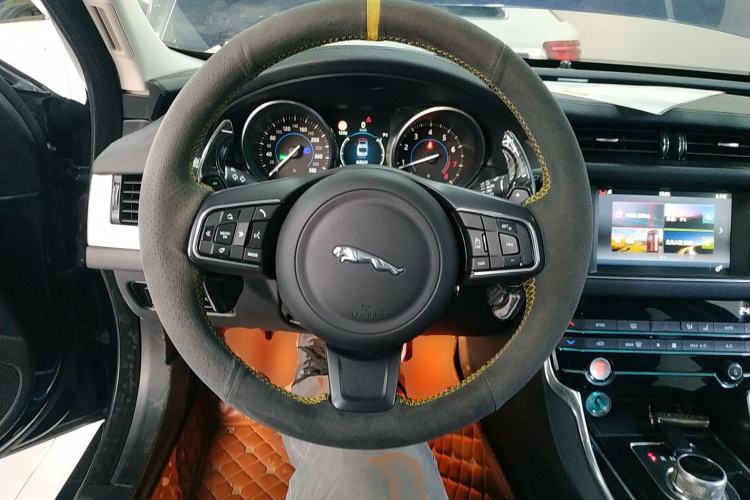 Used Jaguar XF 2016 XF 3.0 SC Two-Wheel-Drive Luxury Edition
