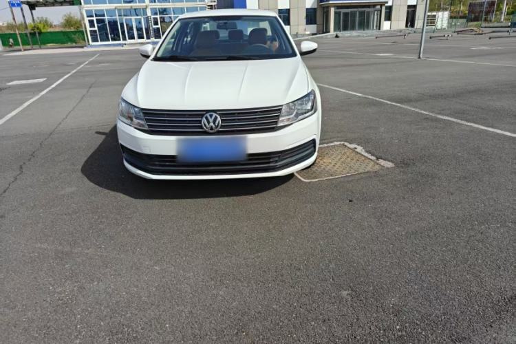 Used Volkswagen Lavida 2015 1.6L Manual Fashion Edition
