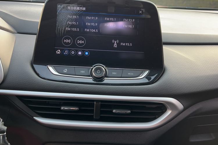 Used Chevrolet Trax 2019 325T Automatic Sport Edition China VI Standard