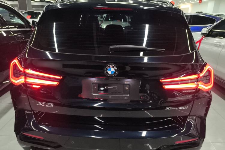 Used BMW X3 2023 Restyled xDrive30i Leading Edition M Night Sky Package
