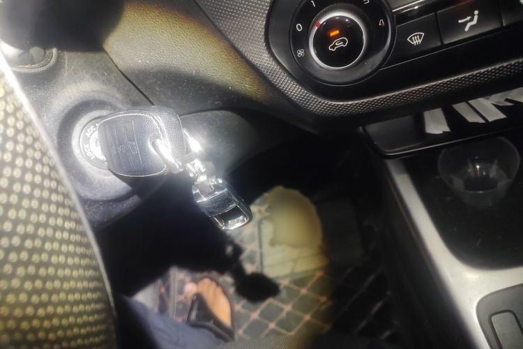 Used Kia KX3 2017 1.6L Manual Aofeng Edition
