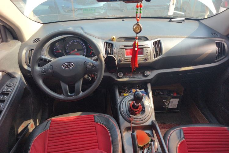 Used Kia Sportage R 2012 2.0L Manual Two-Wheel Drive GL Trim
