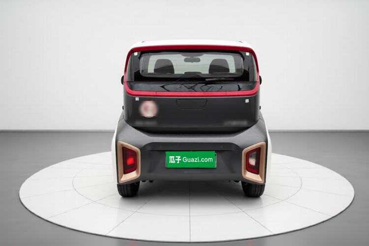 Used Baojun E200 2018 Smart Enjoy Edition Exterior 4