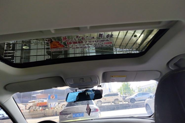 Used Roewe i5 2021 1.5L CVT Diamond Edition