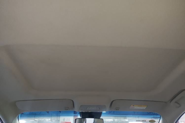 Used Buick GL8 2023 Land Executive Class Comfort Model