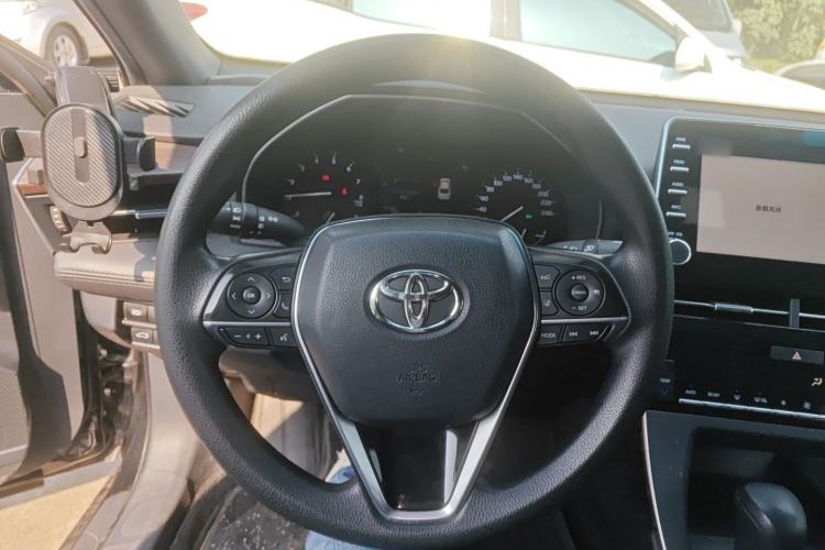 Used Toyota Avalon 2019 2.0L Ambition Edition China VI

