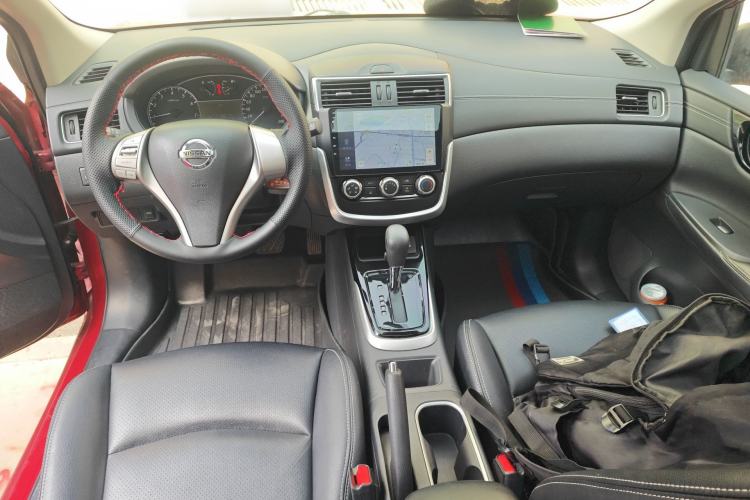 Used Nissan Tiida 2016 1.6L CVT Cool Dynamic Edition