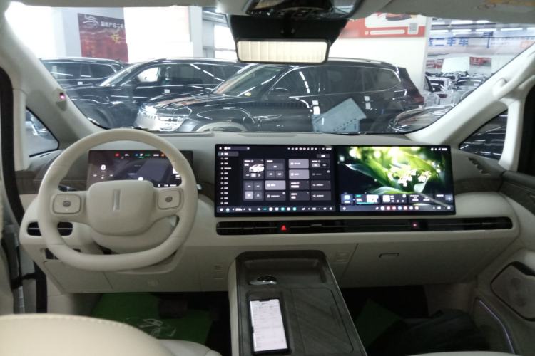 Used Wey Gaoshan 2025 Four-Wheel Drive Alpine 8